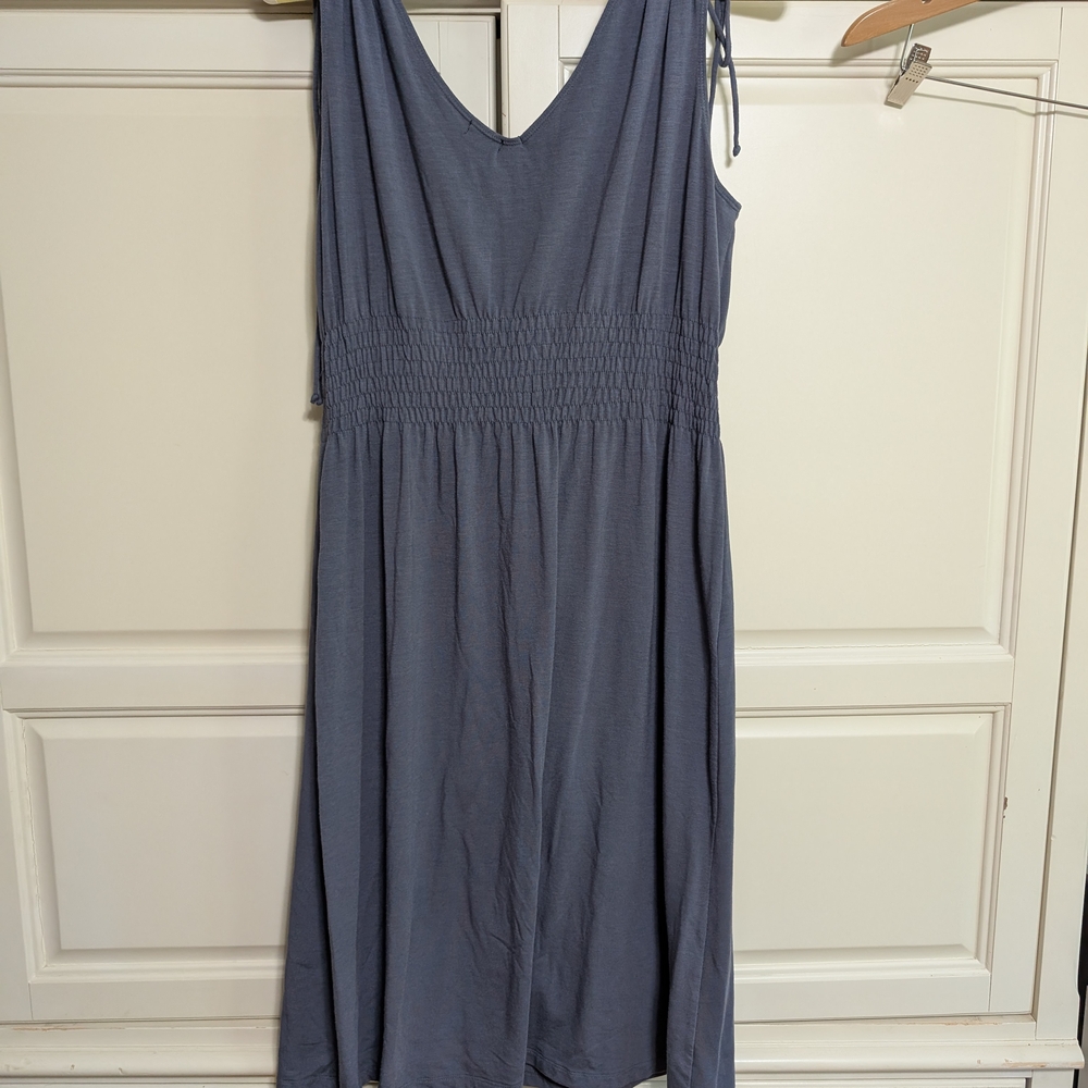 Elegant Blue Sleeveless Dress